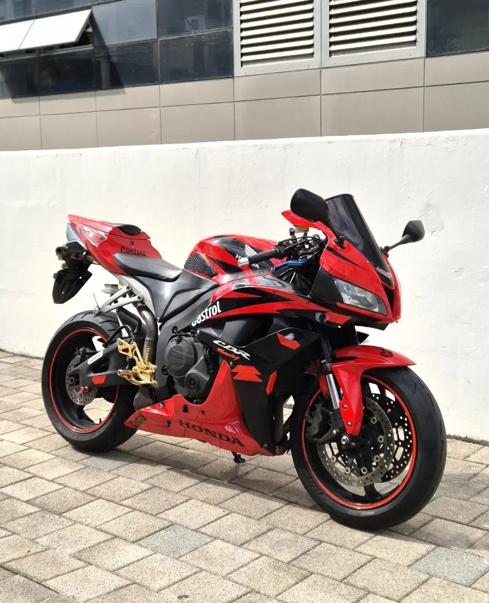 2007년식 CBR600RR 2세대 파이어블레이드 판매합니다.